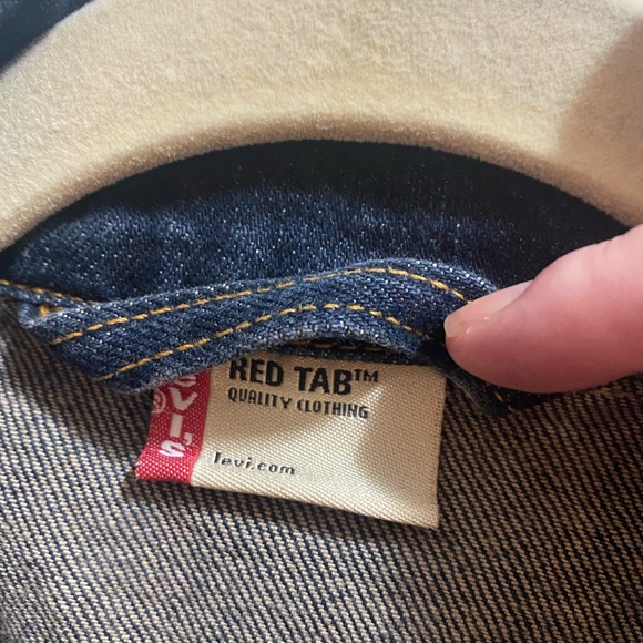 Women’s Levi Red Tab Denim Jacket - Picture 5 of 5